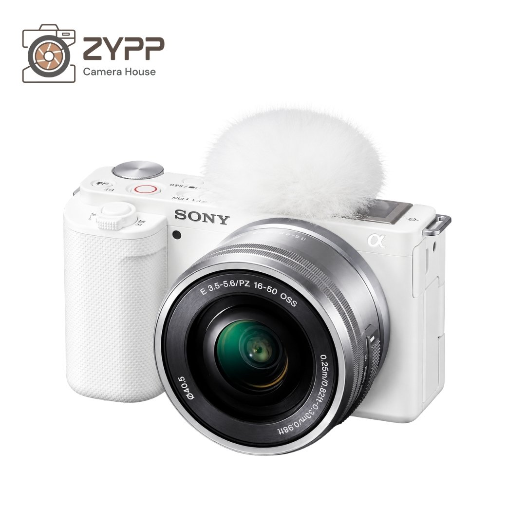 Sony ZV-E10 + 16-50mm F3.5-5.6 (White)